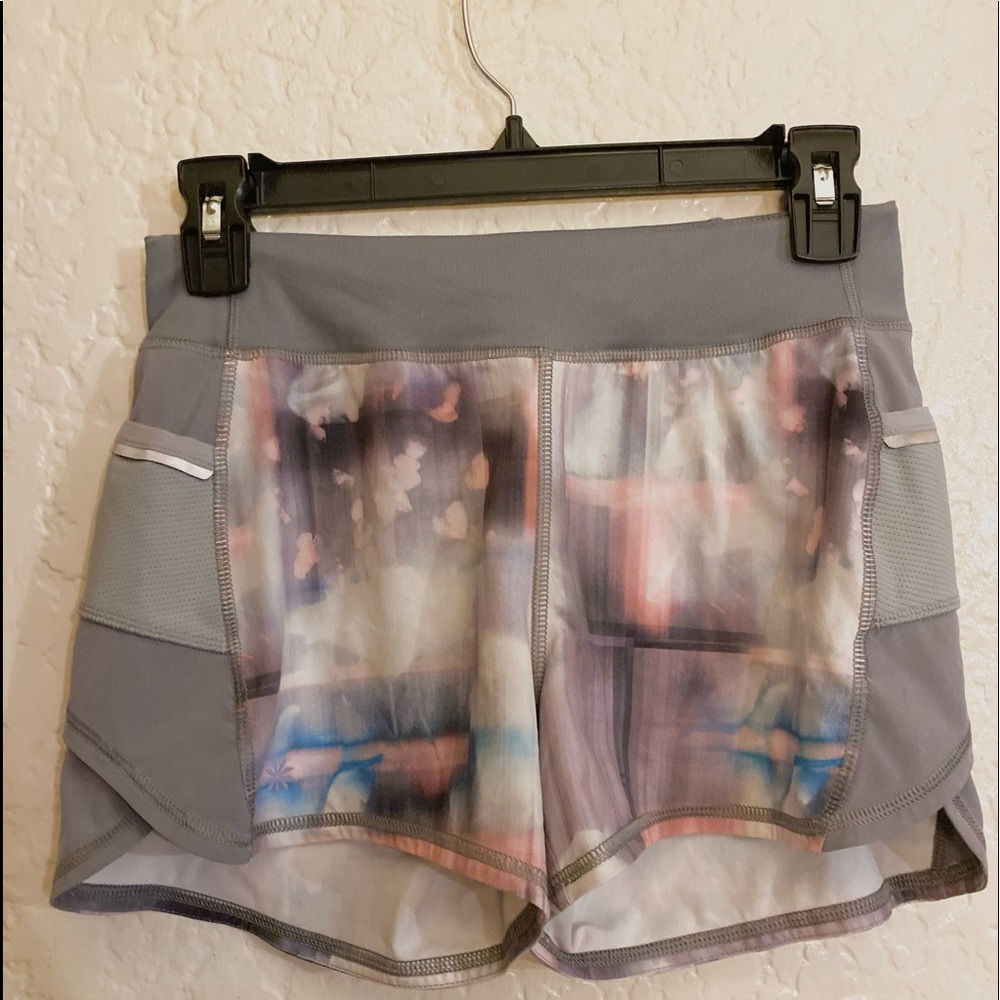 Size kids 12 Ivivva colorful running shorts